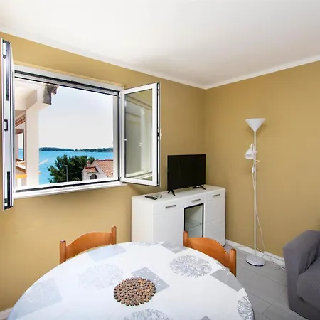 Lapa Apartment Jezera